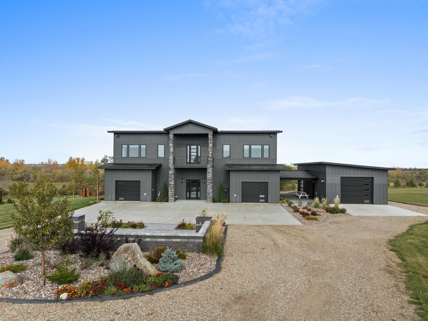 108 Moonlight Dr