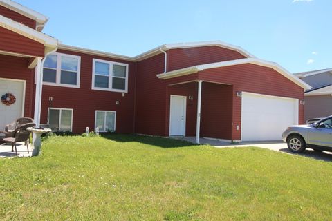 1514 47th Loop, Minot, ND 58701 - #: 241170