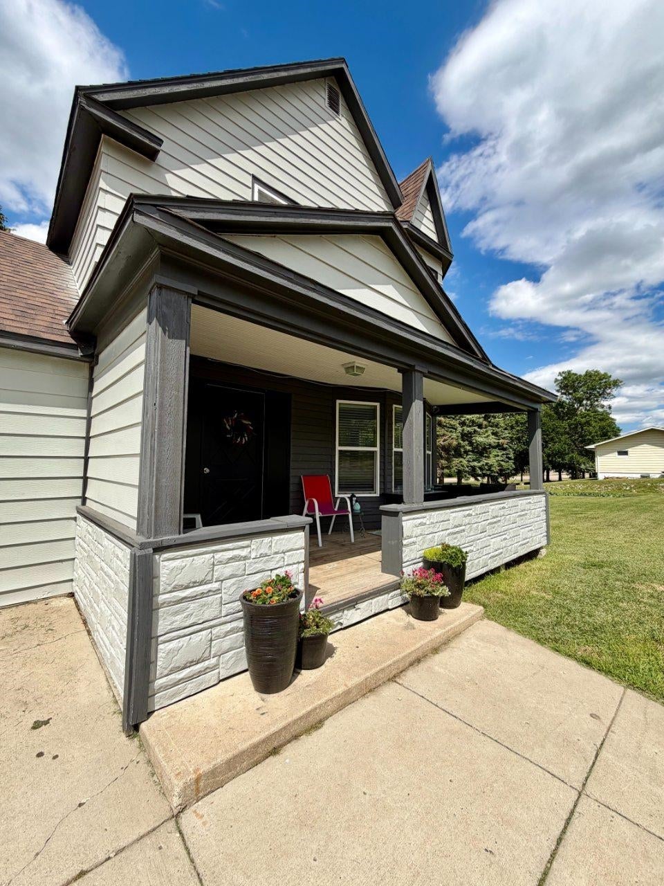 202 Prospect Ave