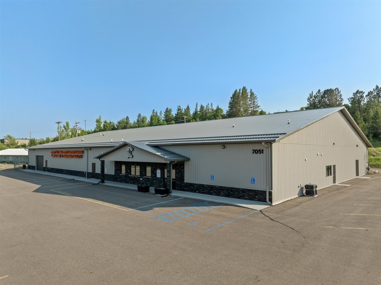 7051 HWY 2 & 52 W
