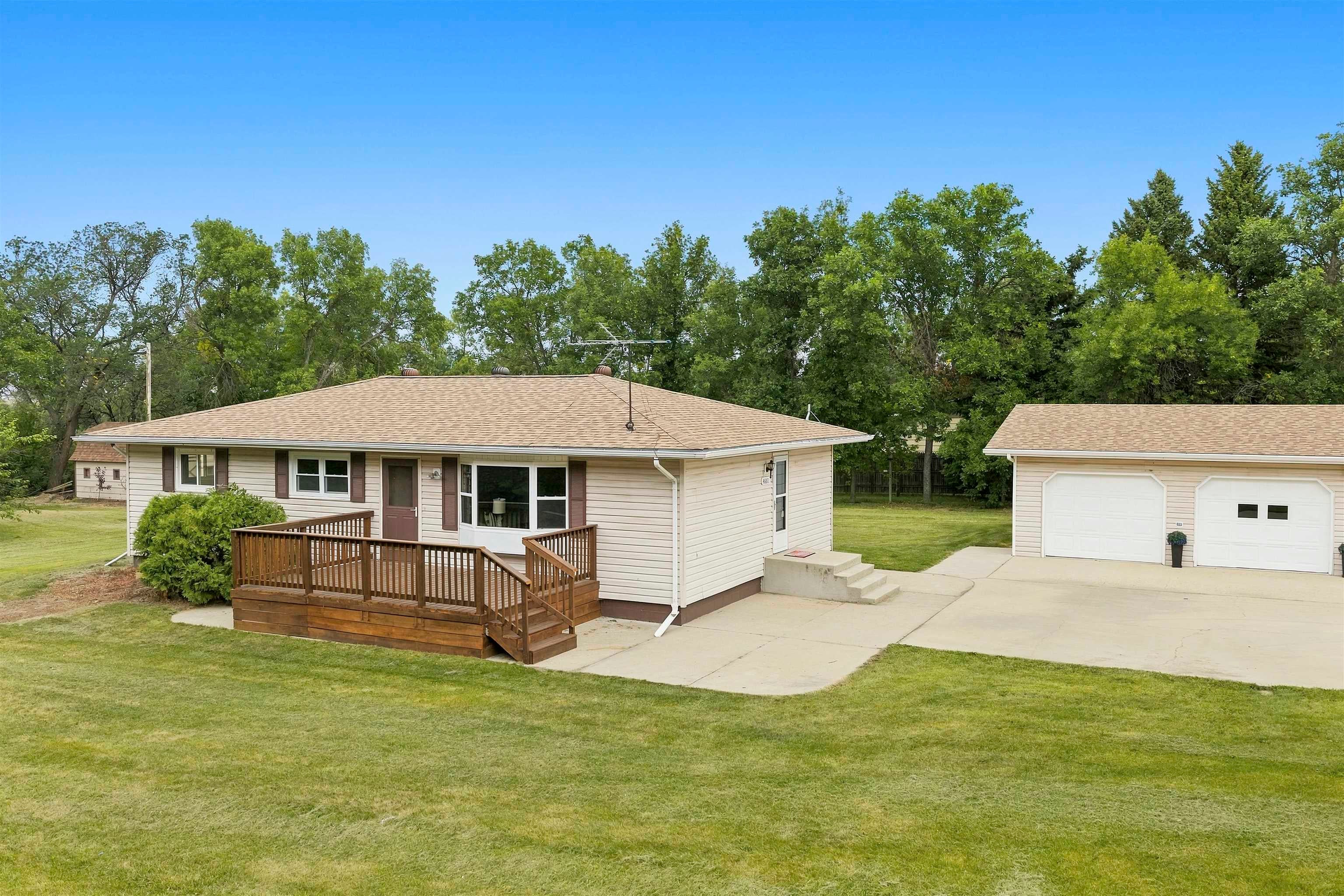 4661 HWY 41