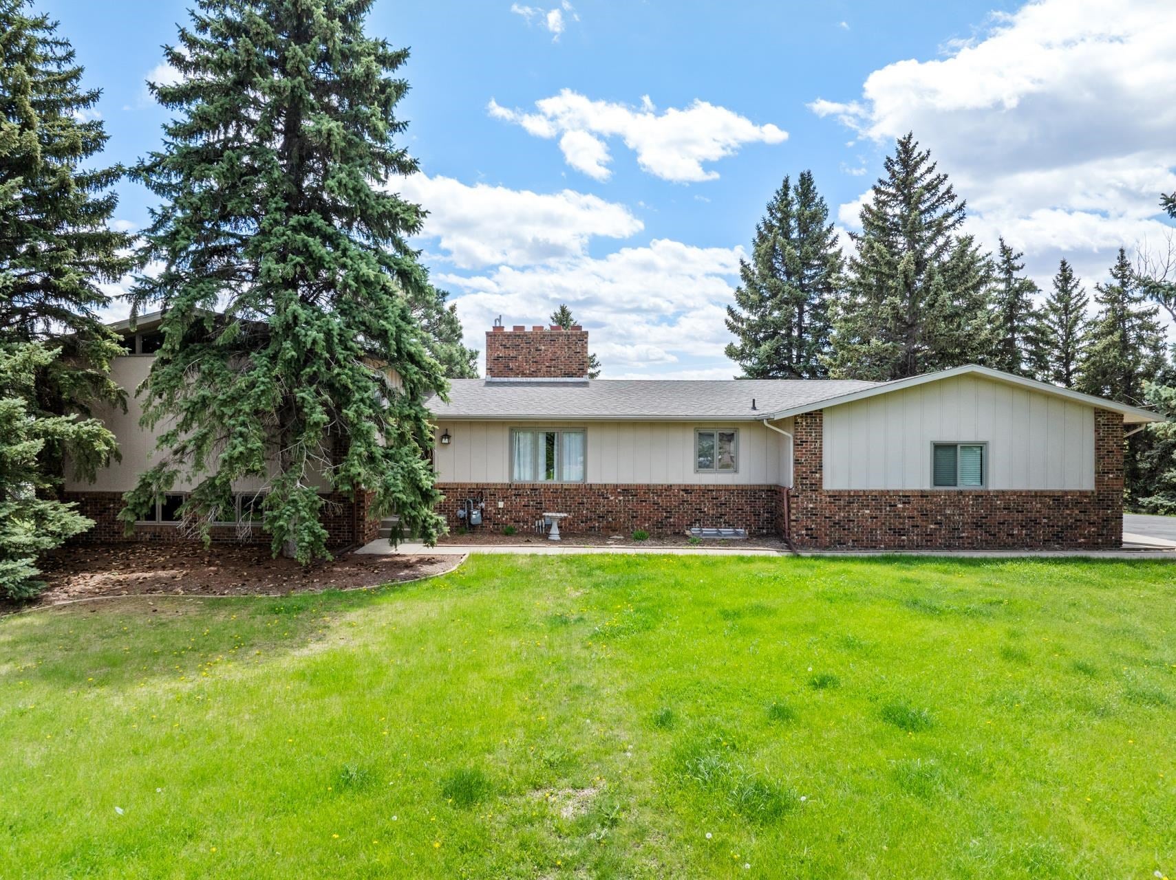 1321 SE 15th St.