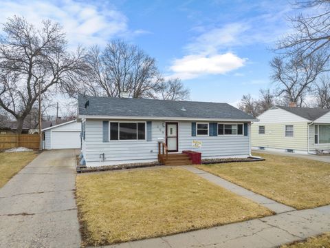 209 19th ST NW, Minot, ND 58703 - #: 240240