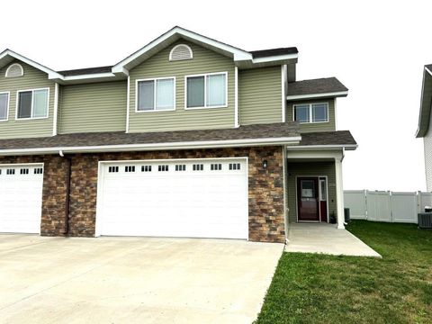 2338 14th St NW, Minot, ND 58703 - #: 241485