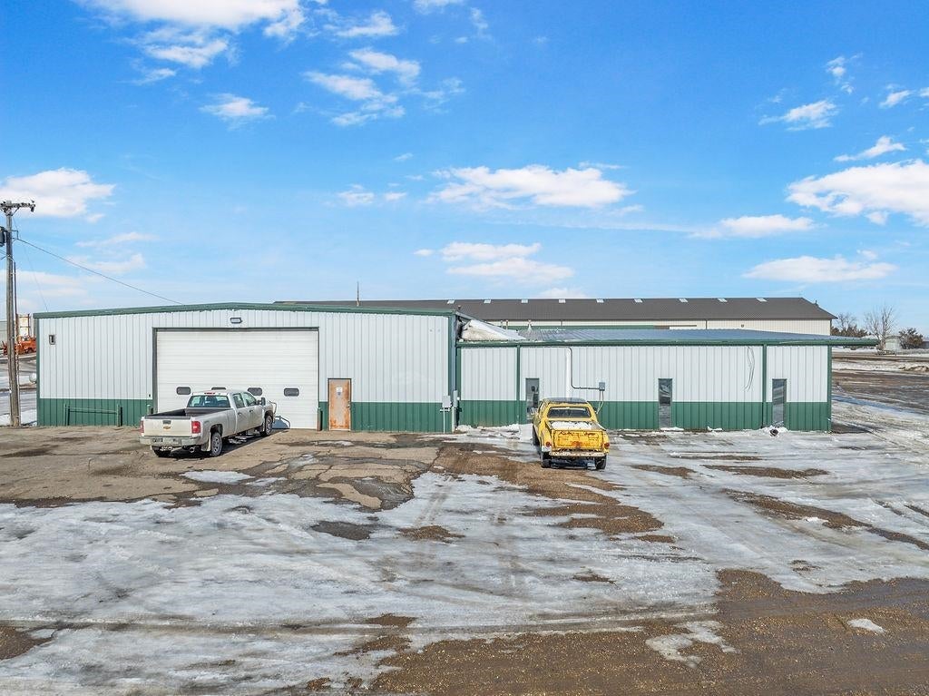 50101 N HWY 52