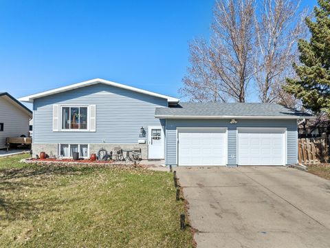 1309 25th Place NW, Minot, ND 58703 - #: 240664