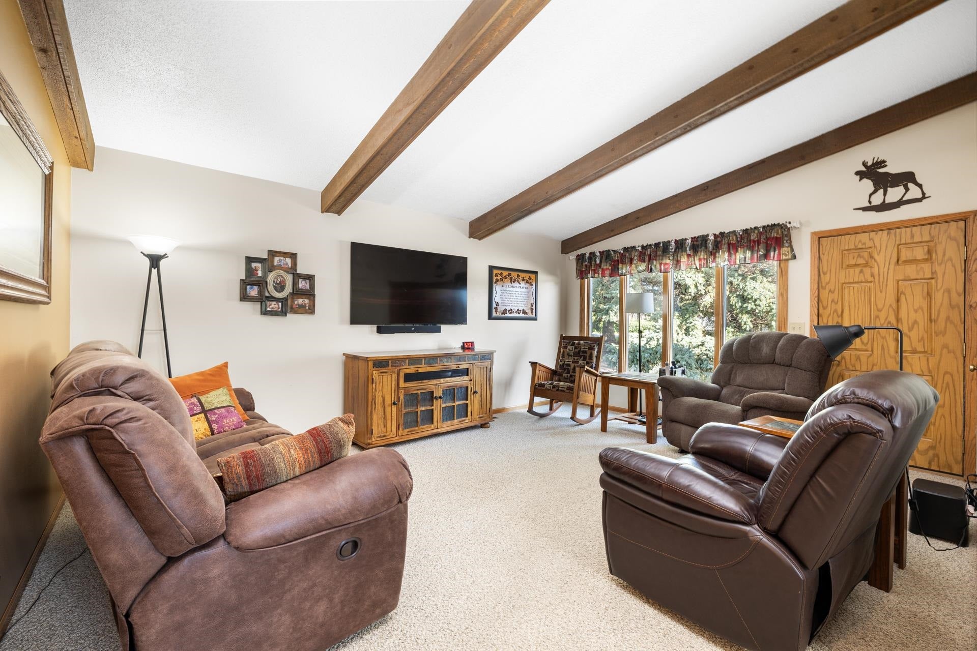 2316 Parkside Dr.