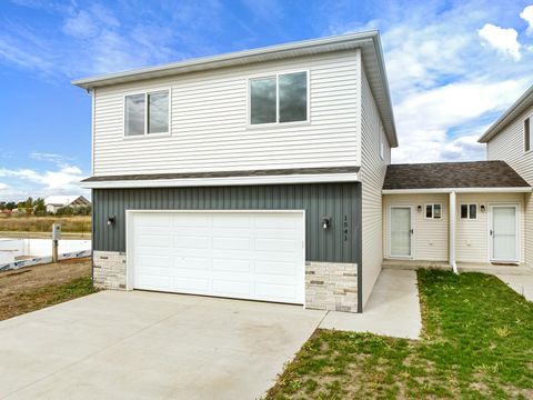 MLS: 250298