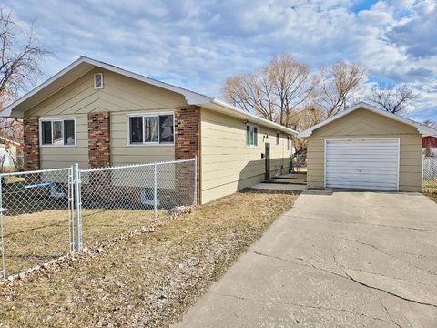 322 5th St SE, Rugby, ND 58368 - #: 240219