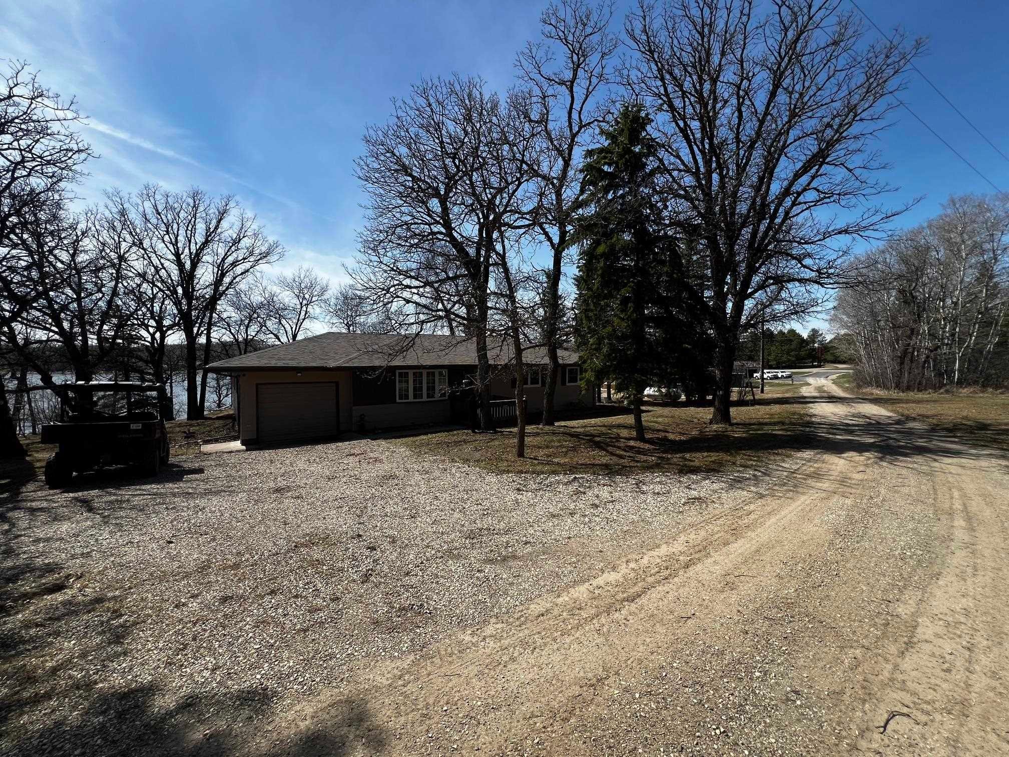 261&263 LONG LAKE ROAD NE