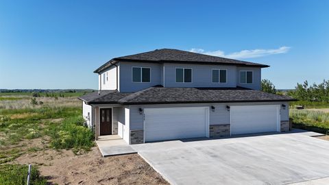 3427 20th Avenue NW, Minot, ND 58703 - #: 241203