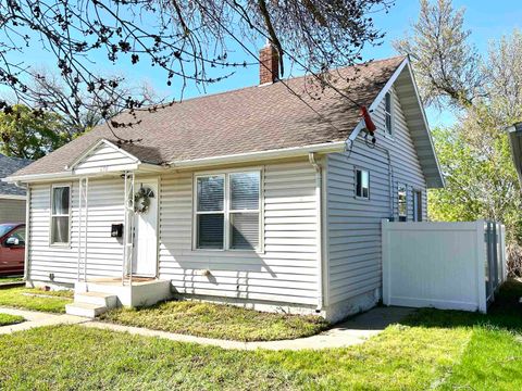 610 5th Avenue NW, Minot, ND 58703 - #: 240848