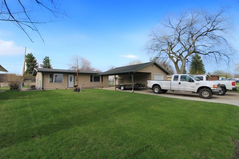 2524 SW 1st Ave, Minot, ND 58701 - #: 240799