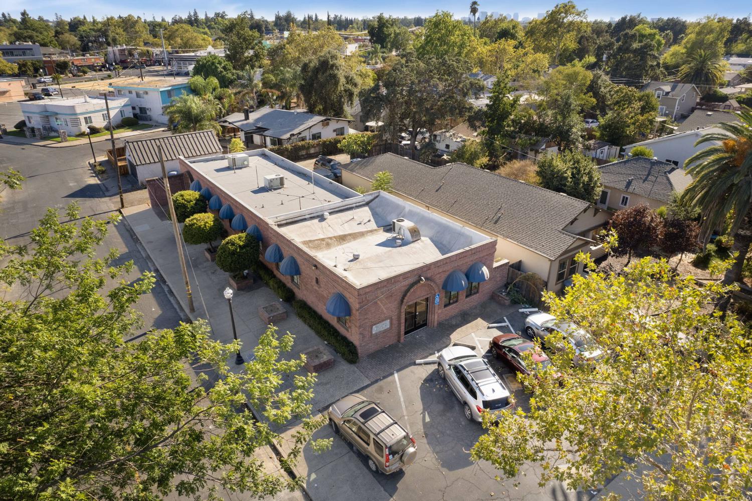646 El Camino Avenue