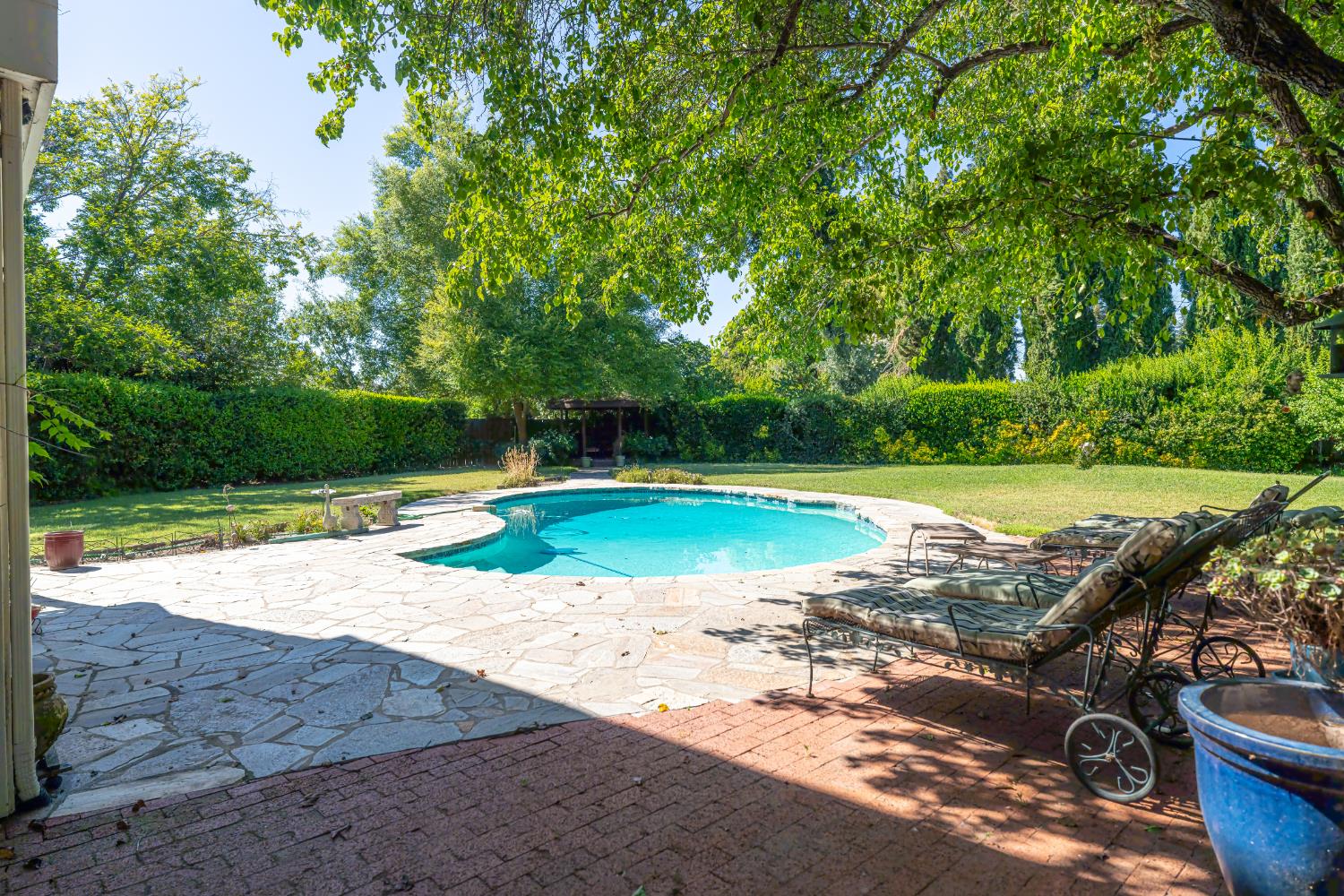 206 Los Robles