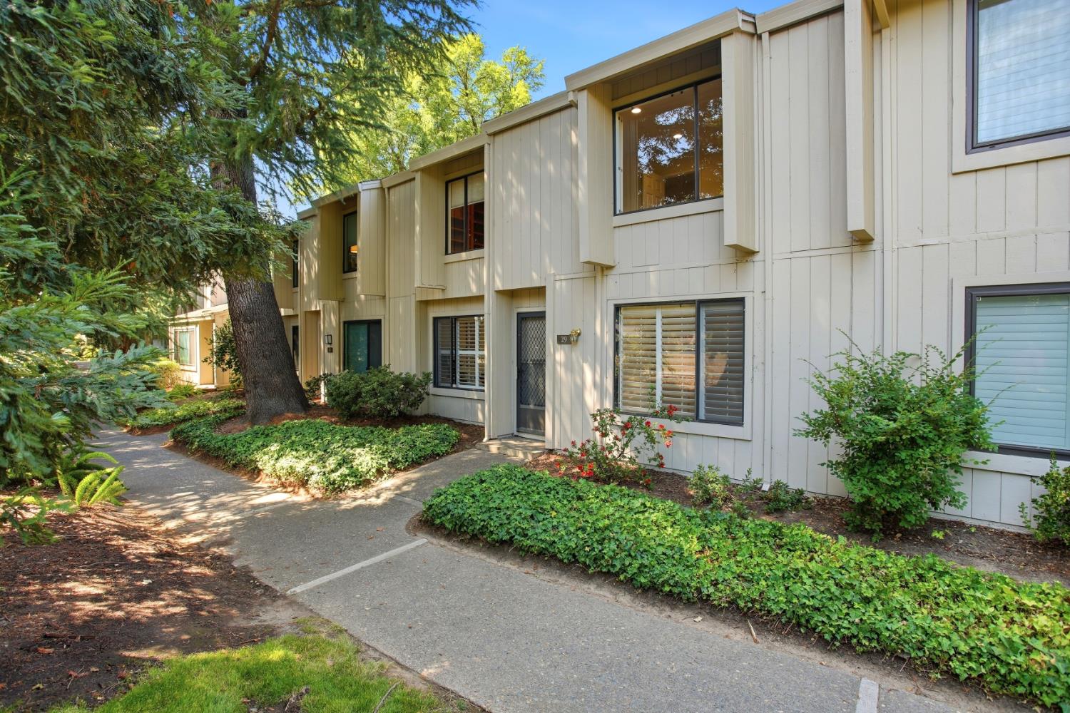 29 Adelphi Court