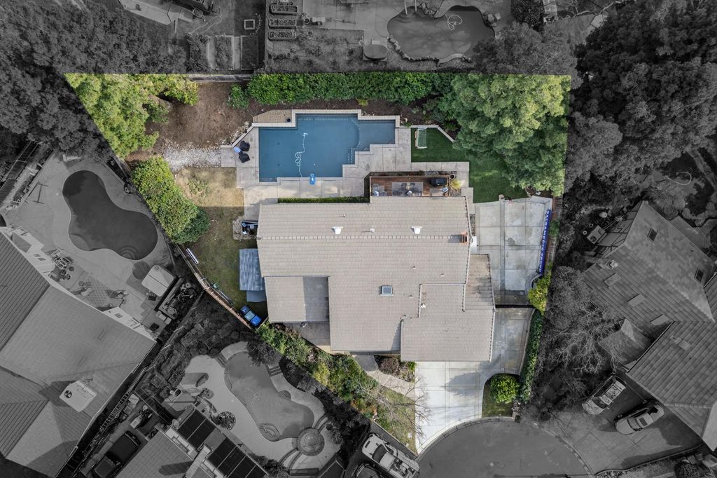 Photo of 5306 Saddle Lane, Fair Oaks, CA 95628 (MLS # 226007205)