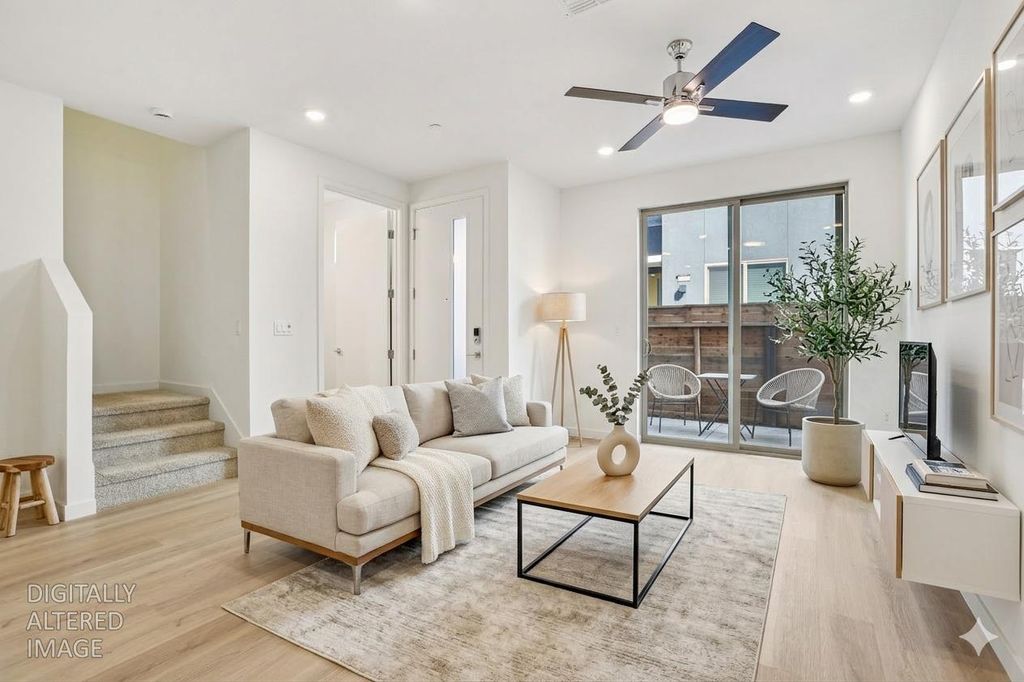 Photo of 2054 Odin Walk, Sacramento, CA 95835 (MLS # 226032381)