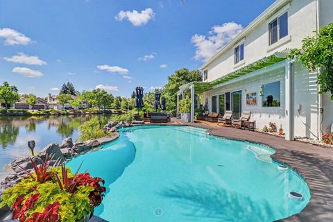 2708 Hinton Circle Elk Grove CA 95758