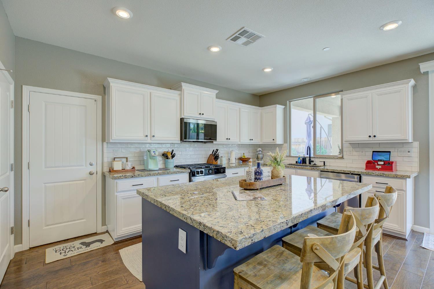 3859 Fenway Circle