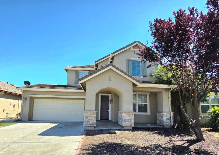 Photo 1 of 32 — 1226 Laurel Park Circle, Manteca, CA 95337