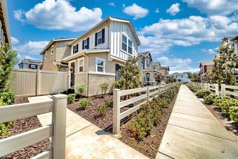 7862 Paseo De Daly Citrus Heights CA 95610