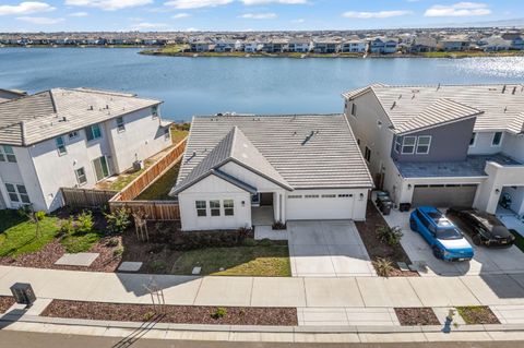 3272 Mulholland Drive Lathrop CA 95330