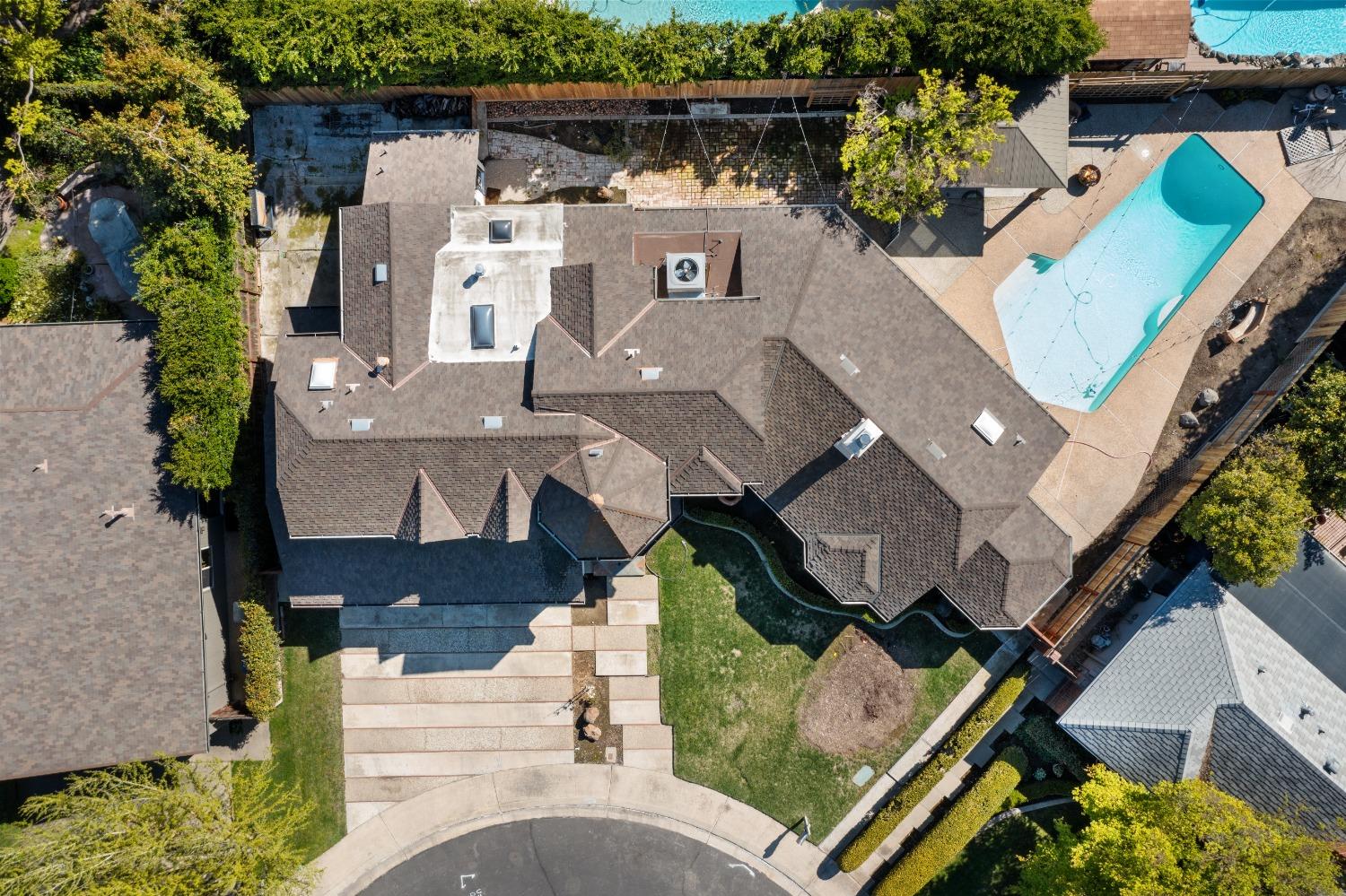 2712 Stuyvesant Circle