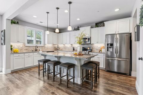 1182 Aartman Drive Ripon CA 95366