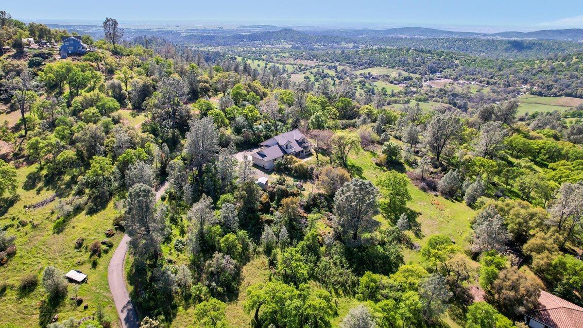 Browns Valley, California 95918, United States, 3 Bedrooms Bedrooms, ,3 BathroomsBathrooms,Residential,Active,98057