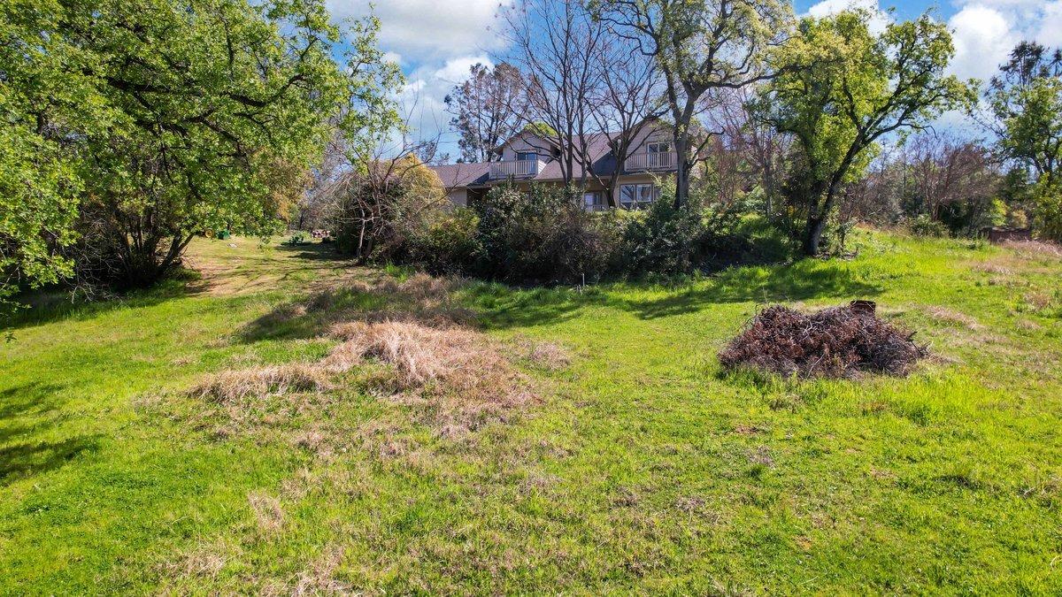 Browns Valley, California 95918, United States, 3 Bedrooms Bedrooms, ,3 BathroomsBathrooms,Residential,Active,98057