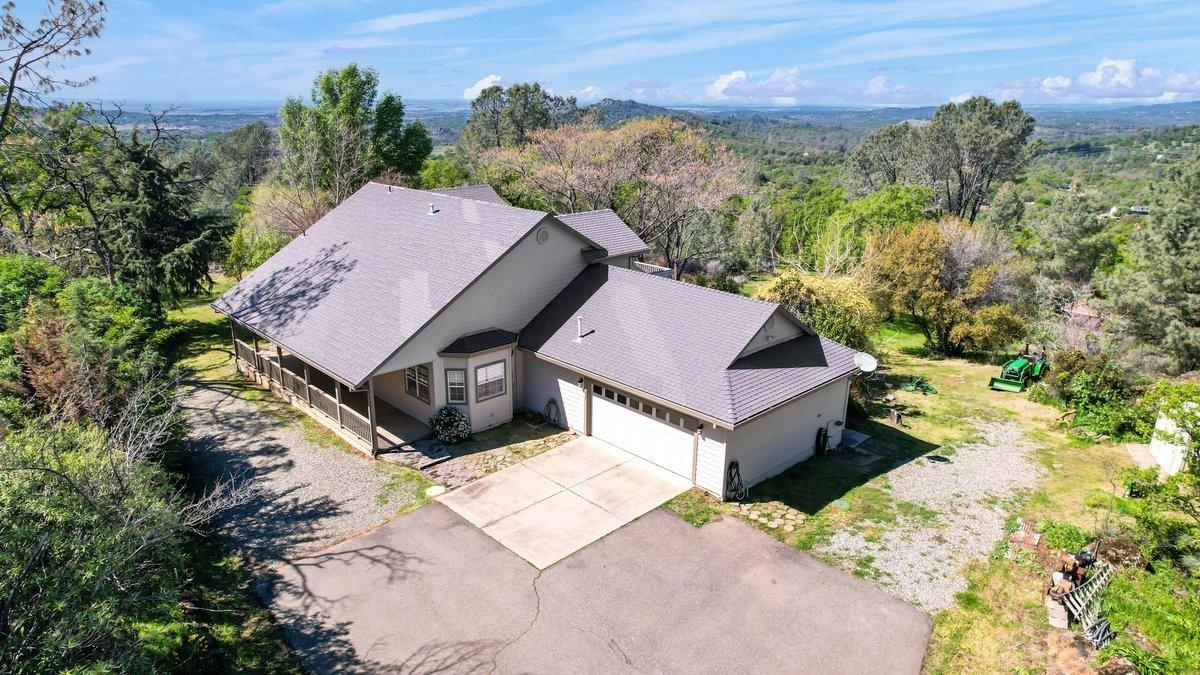 Browns Valley, California 95918, United States, 3 Bedrooms Bedrooms, ,3 BathroomsBathrooms,Residential,Active,98057