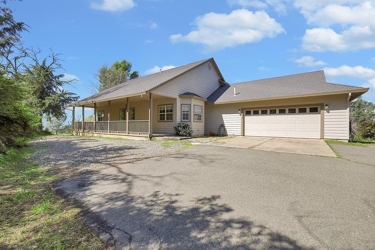 Browns Valley, California 95918, United States, 3 Bedrooms Bedrooms, ,3 BathroomsBathrooms,Residential,Active,98057