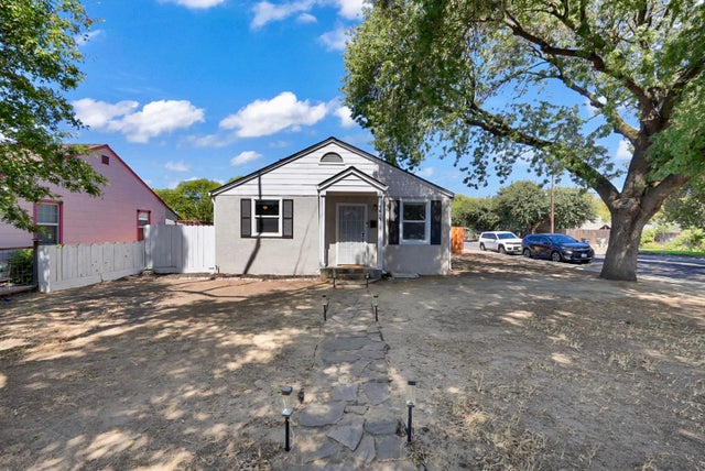 1501 Pearl Street