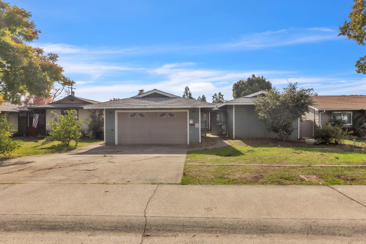 6424 Parkcrest Way