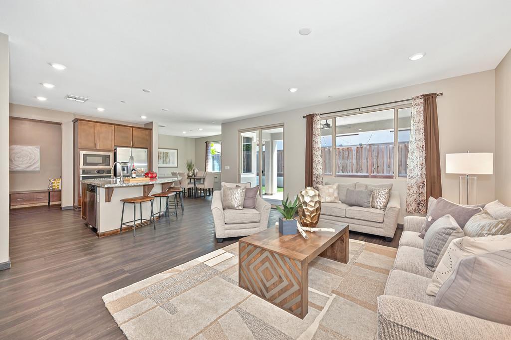 4327 Orpheus Circle