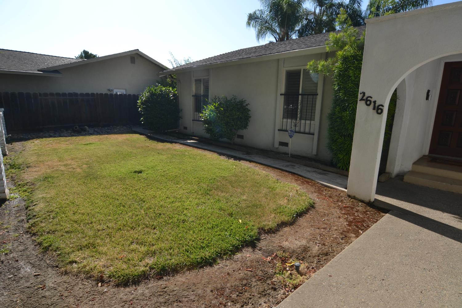 2616 Surrey Avenue