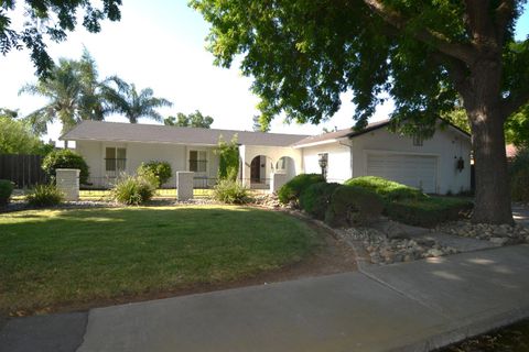 2616 Surrey Avenue Modesto CA 95355