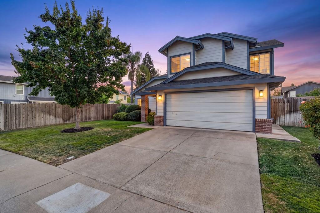 6816 Fall Breeze Court