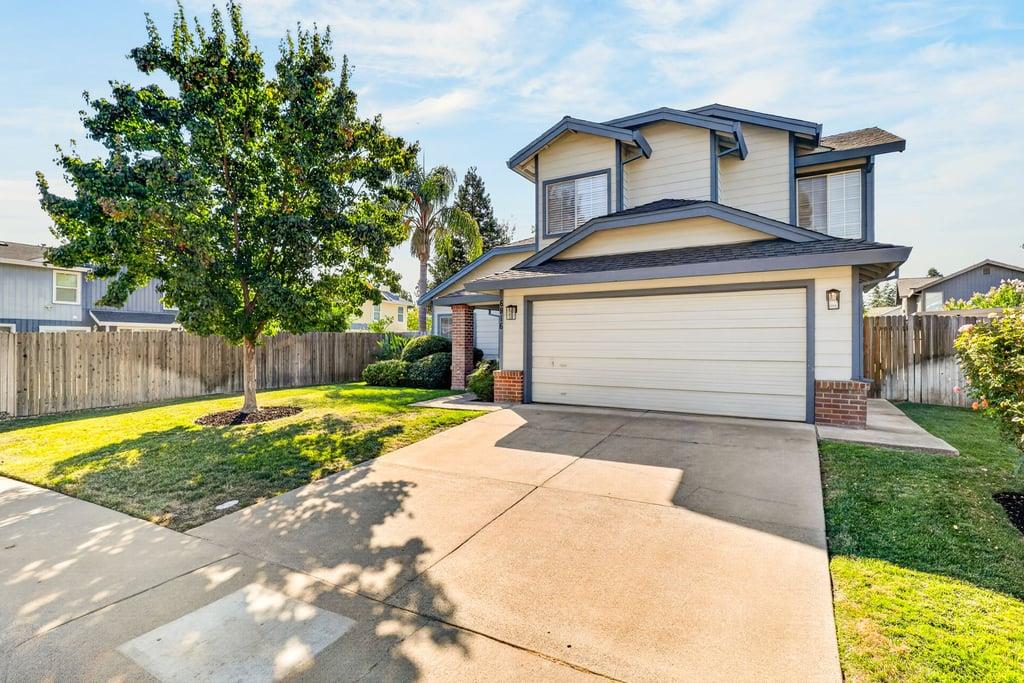 6816 Fall Breeze Court
