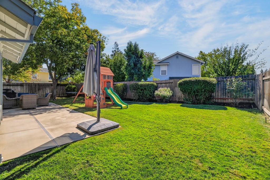 6816 Fall Breeze Court