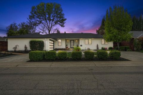 689 Morris Way Sacramento CA 95864