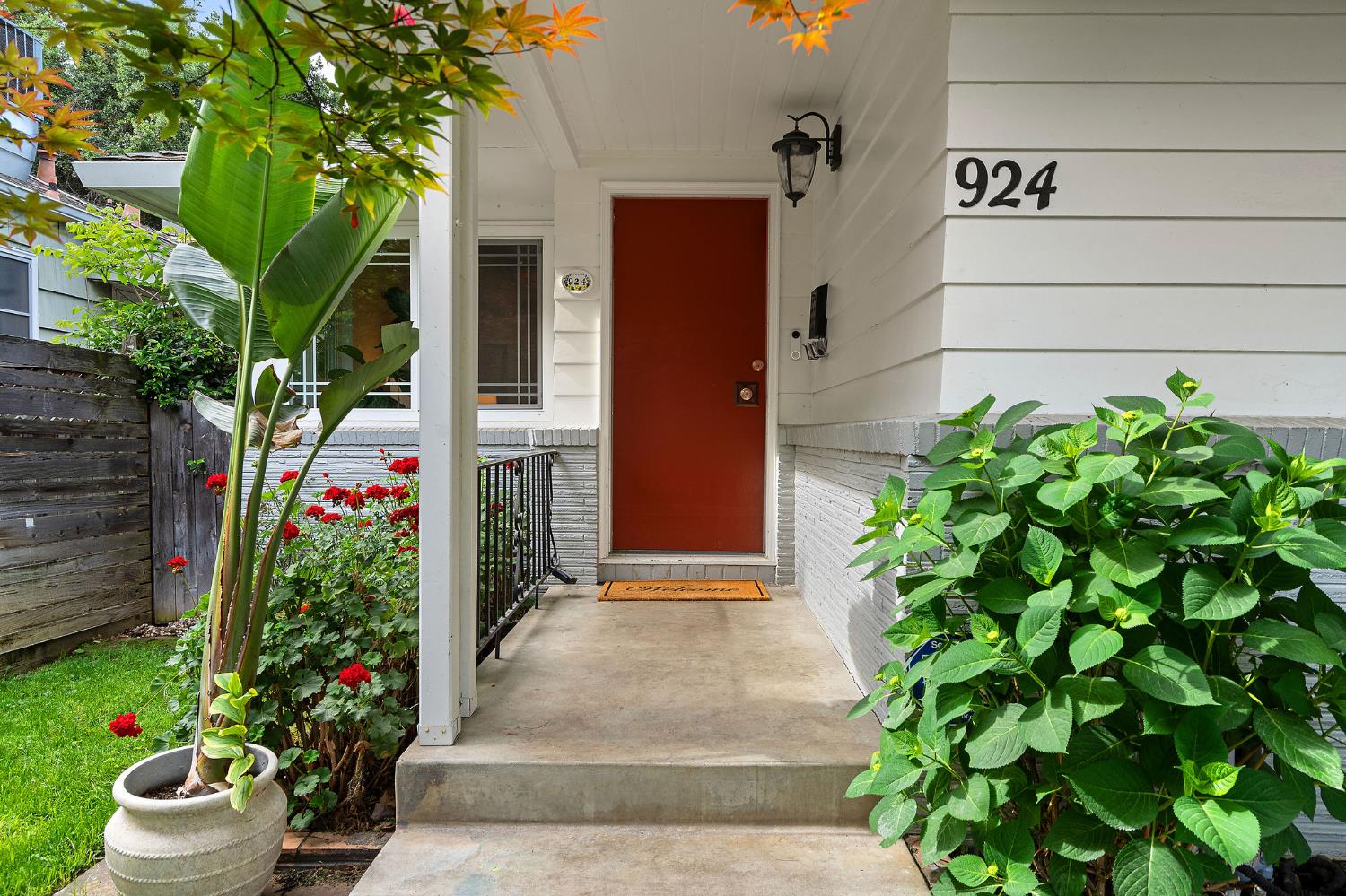 924 9th Avenue
