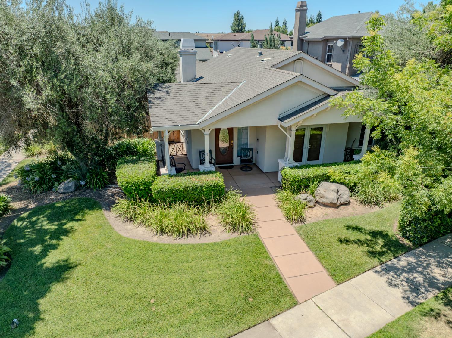 1892 Parkside Way