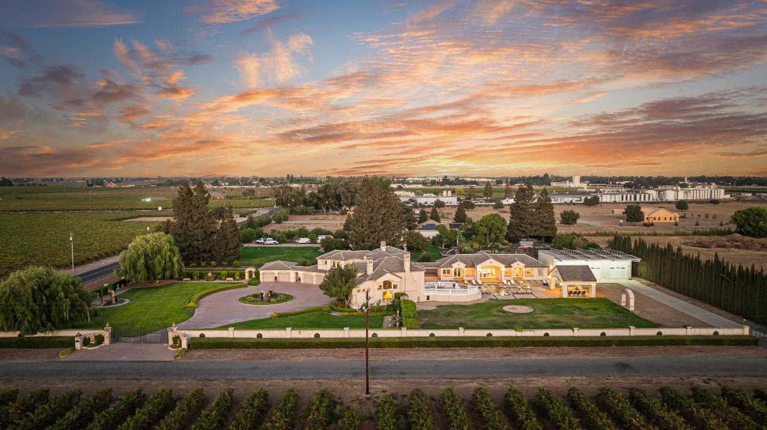 19450 Hidden Lakes Lane