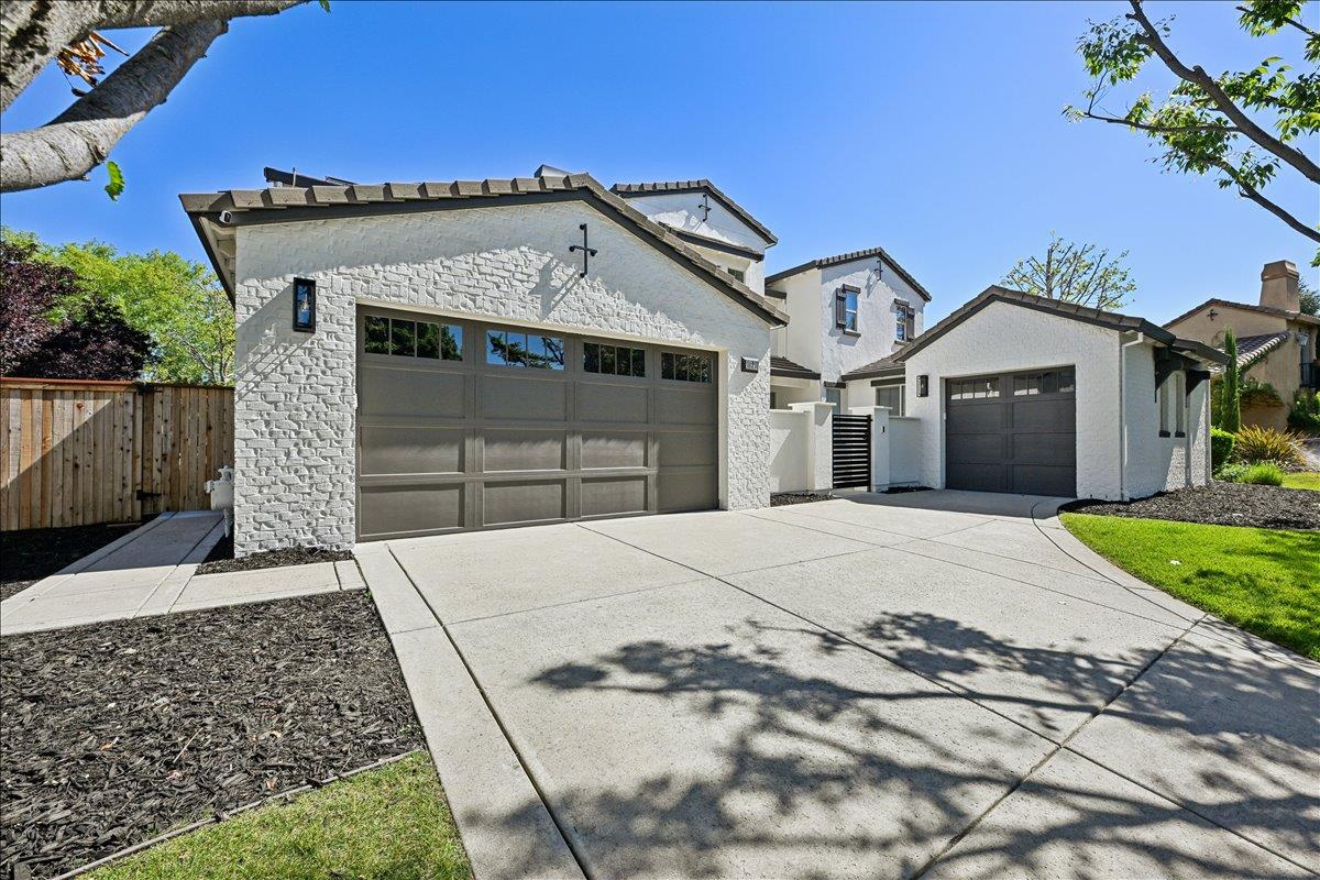 1823 Sorrell Circle