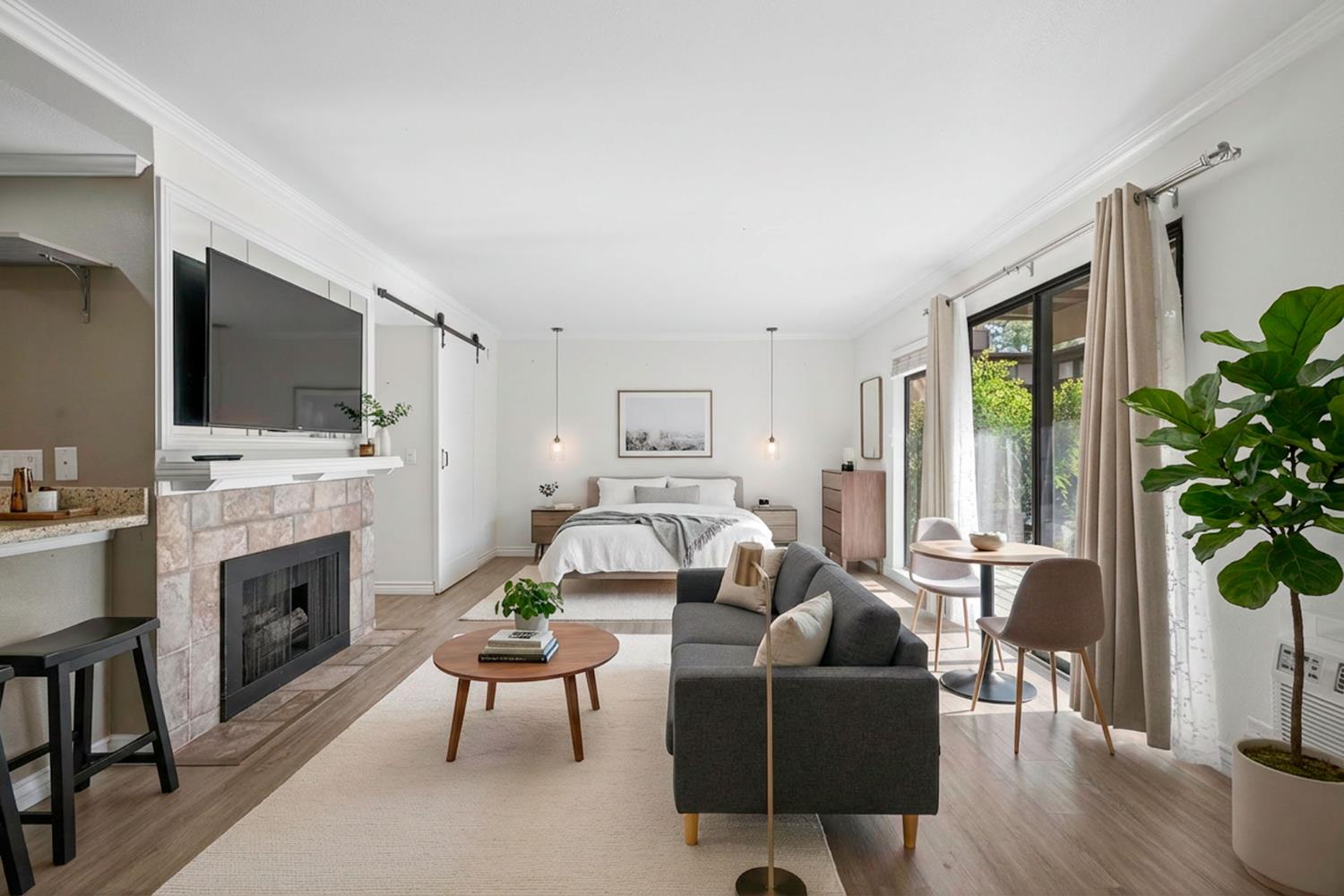 957 Fulton Avenue 553