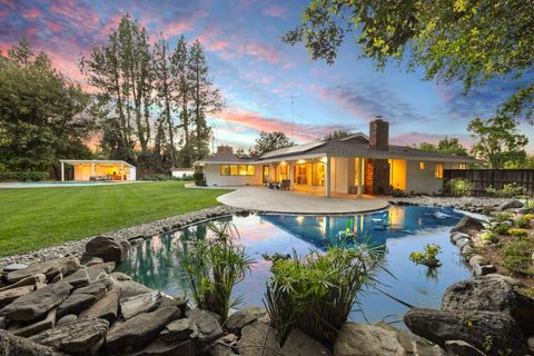 101 W Gibson Road Woodland CA 95695