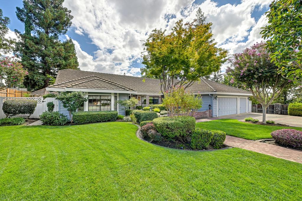 124 Gold Rock Court