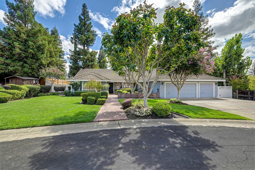 124 Gold Rock Court